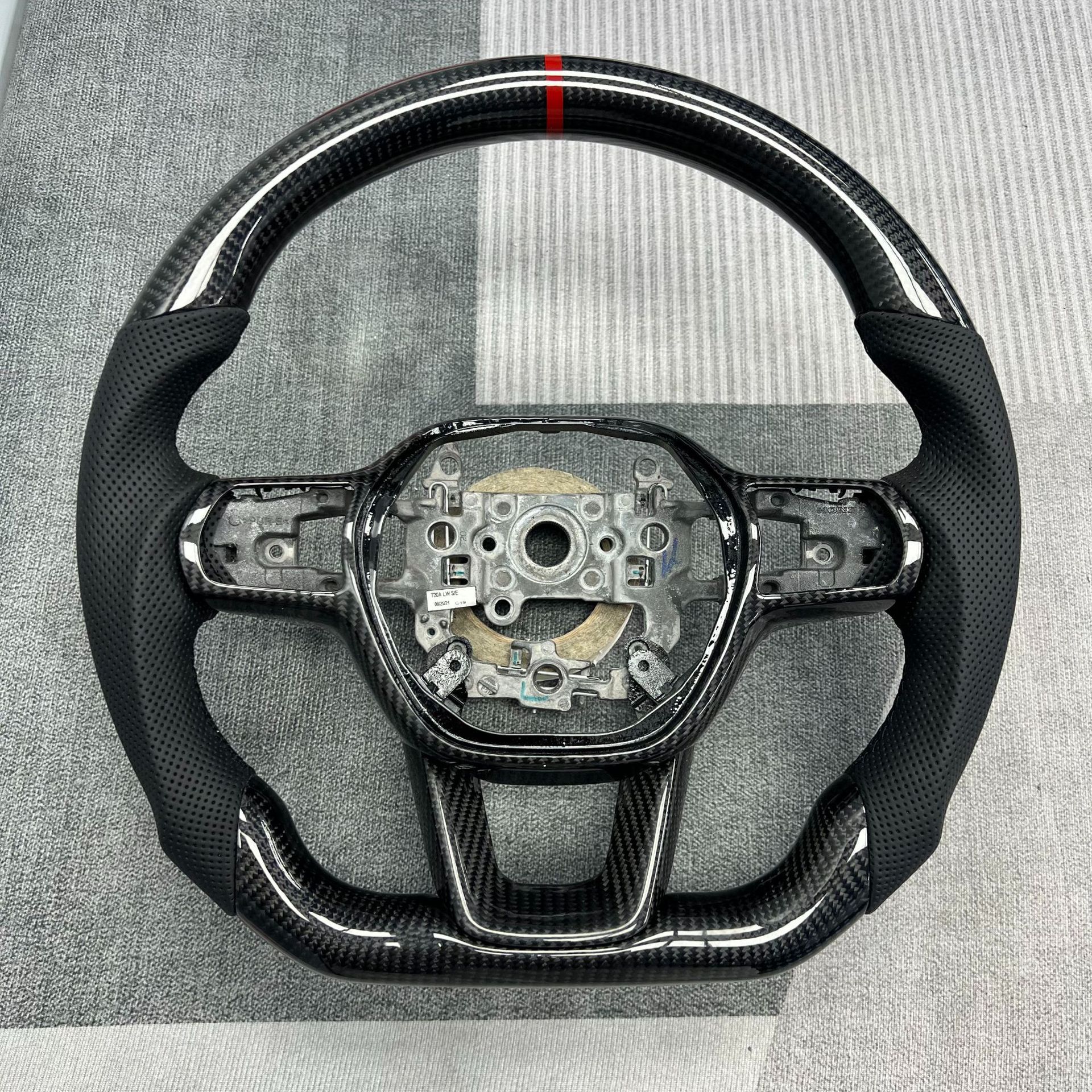 Carbon fiber steering wheel modification customization is suitable for Honda 11th generation Civic car interior steering wheel processing