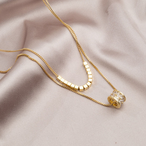 Luxurious ultra-shiny square double-layer stacked necklace for women, light luxury micro-inlaid zircon small waist clavicle chain, elegant and trendy