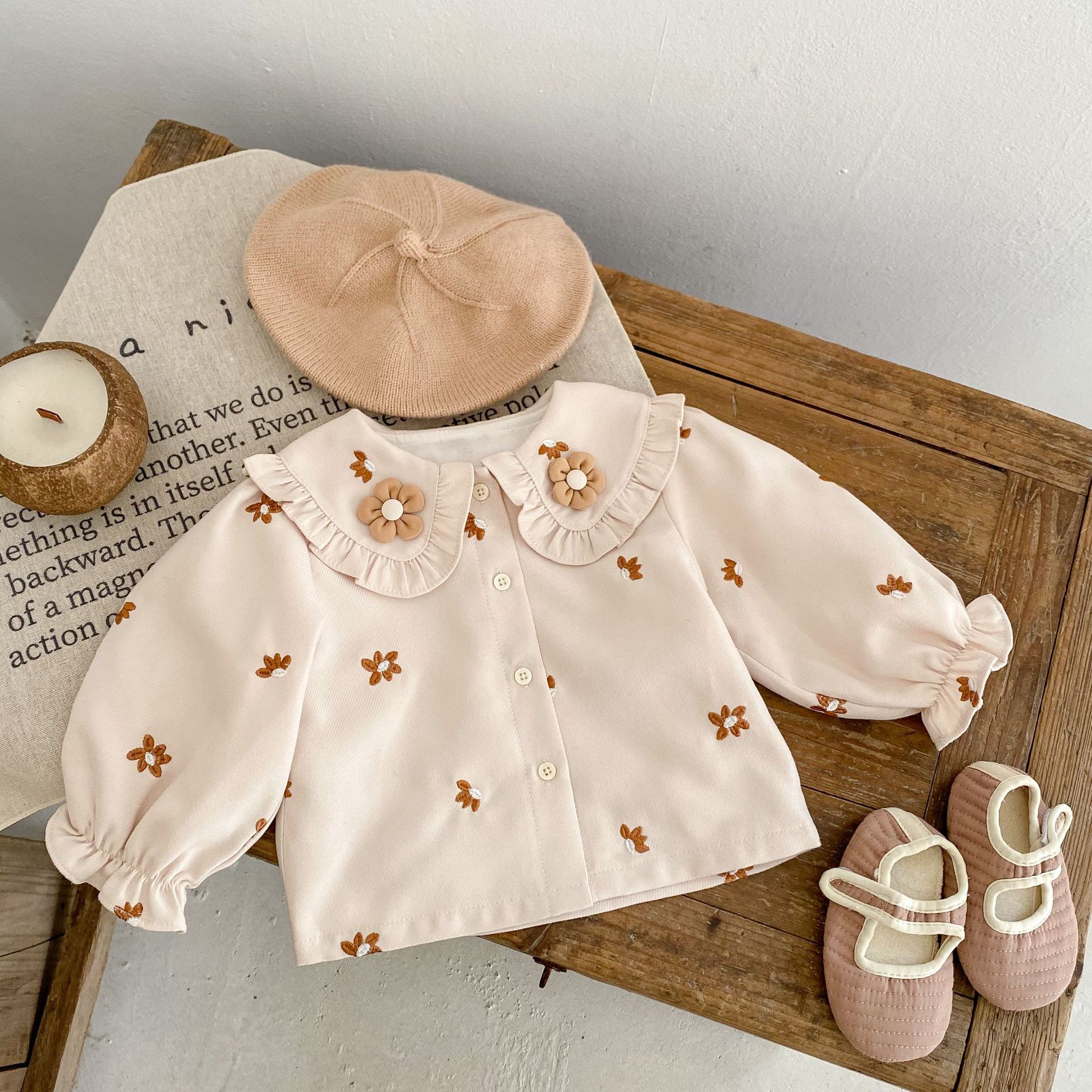 2022 bebé primavera estilo coreano abrigo 0-1 años bebé niña INS estilo occidental muñeca cuello bordado Top bebé camisa