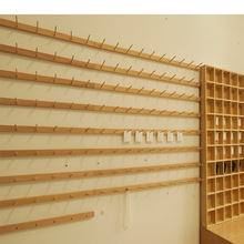 DWO2批发实木饰品收纳挂杆饰品展示架 袜子货架墙面挂杆 包邮批发