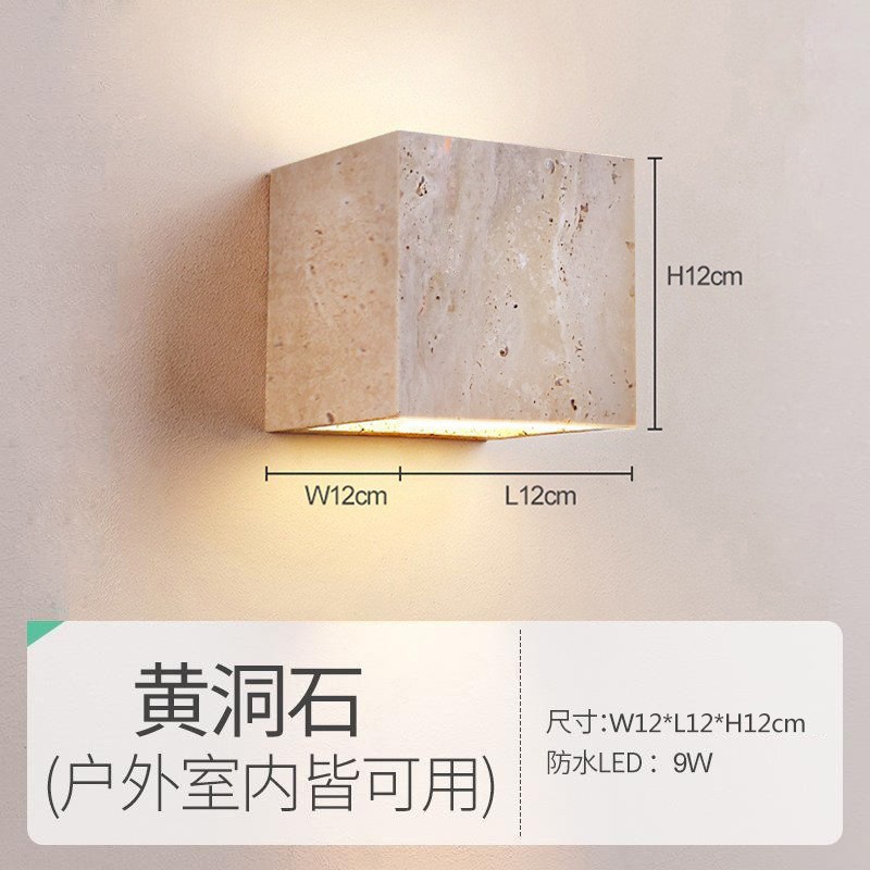 estilo japonés retro cabecera de cama agujero amarillo lámpara de pared de piedra silenciosa balcón sala de estar sofá TV pared de fondo escalera lámpara pasillo
