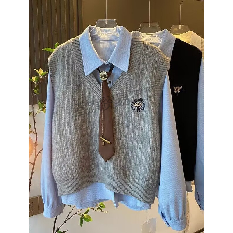 Demi-season shirt
