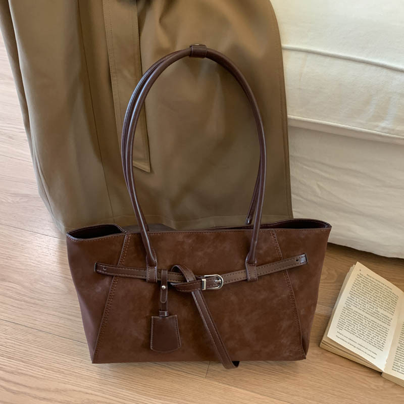 Bolso de mano transfronterizo de gran capacidad para mujeres 2025 invierno nuevo bolso de hombro de moda retro bolso de viaje universal