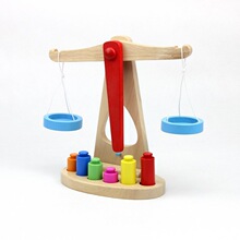 蒙氏教具早教幼儿园儿童宝宝玩具模拟天枰称木制平衡天平厂家批发