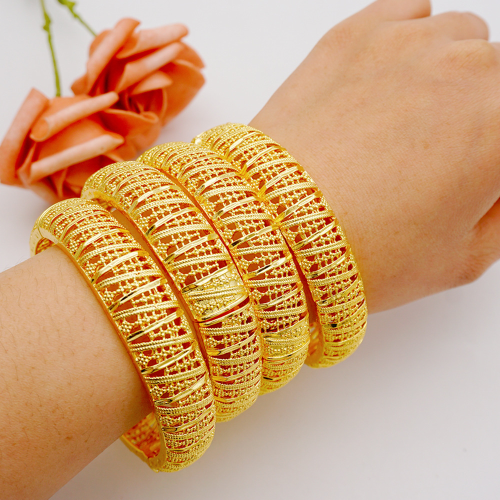 Fashion Geometric Metal Plating Womenu0027S Bangle