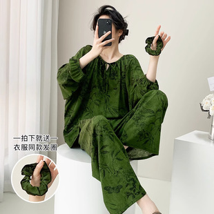 �޾I˯��Ů���ļ�2025�¿��L�����b���챡��d�I���e���ɼҾӷ�Ů