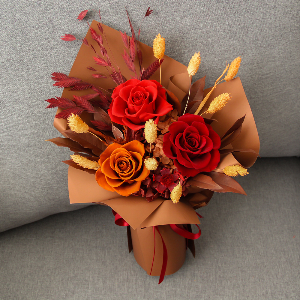 Amazon explosiva flor real de Yunnan ramo de rosas producto terminado día de la madre regalo del día de San Valentín ramo de flores perpetuas transfronterizas