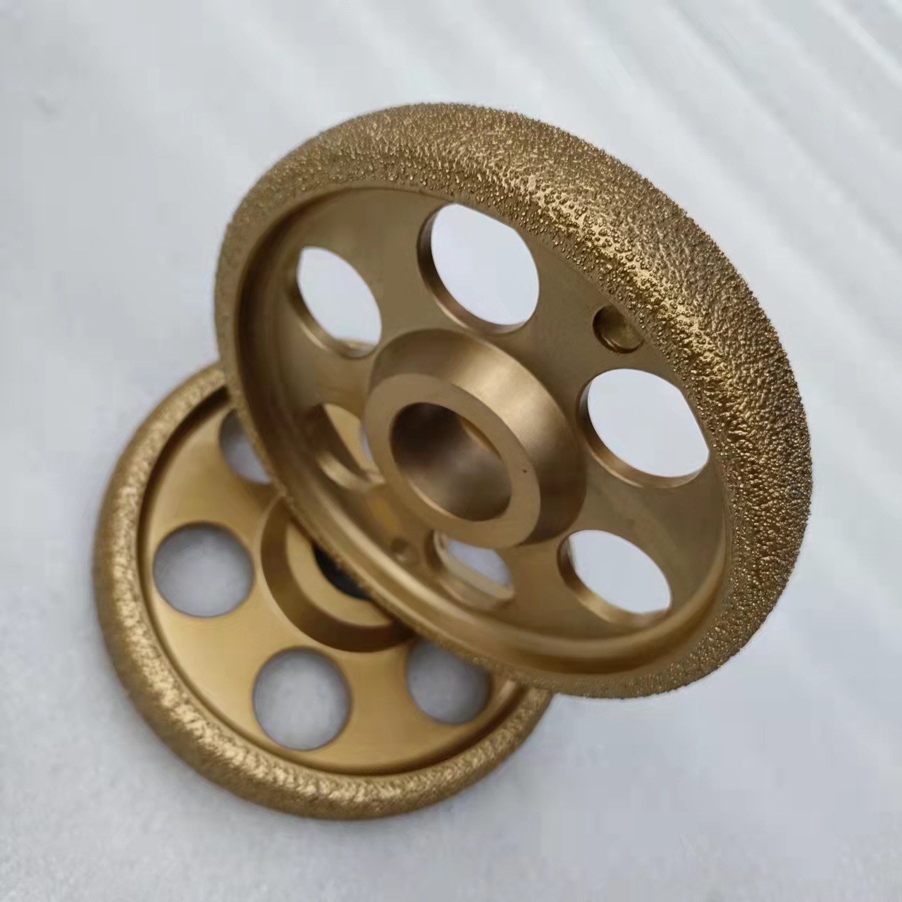 科美 胶辊橡胶材料球墨铸铁打磨锋利金刚石砂轮带弧高温钎焊