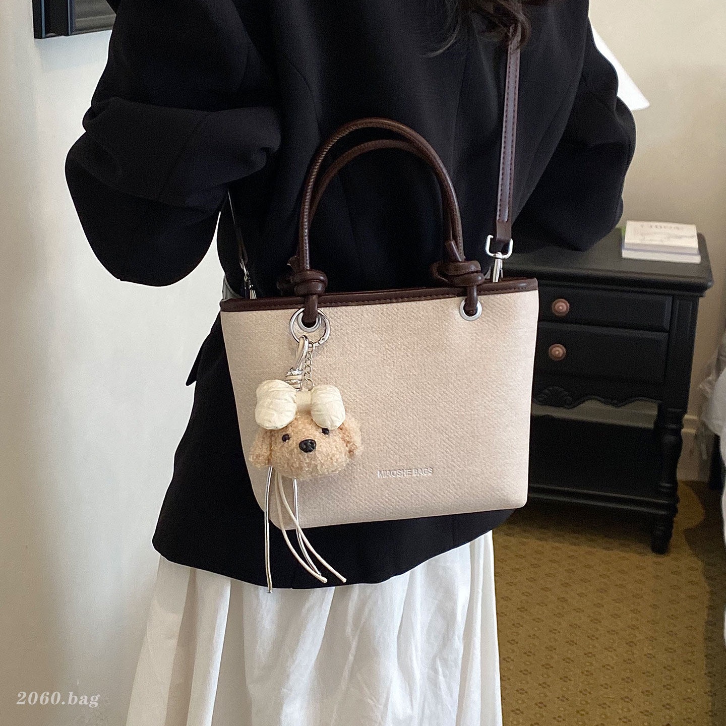 Bucket nuevo bolso de hombro de mujer diseño versátil portátil de moda coreana nicho verano 2026 pequeño