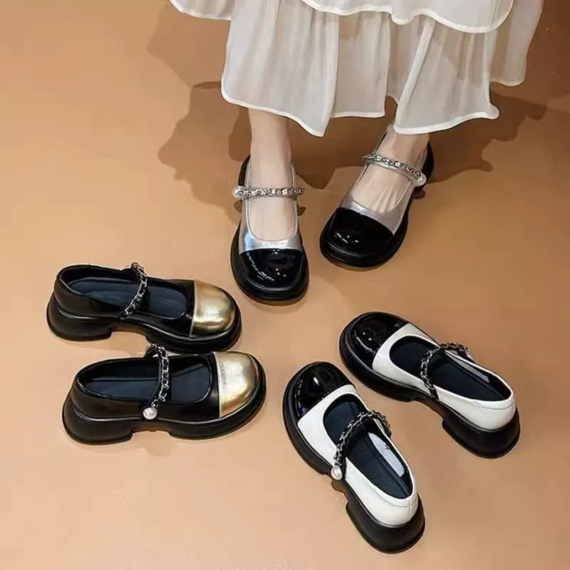 Круглые туфли Мэри Джейн Женская весна 2025 Новый светло-рот толстый подошв дикие туфли с блестками