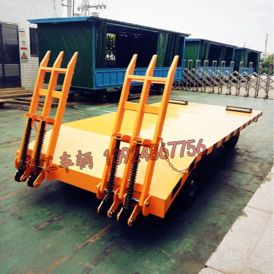 厂家直销大型平板拖车厂区牵引运输货物中转重型工具车