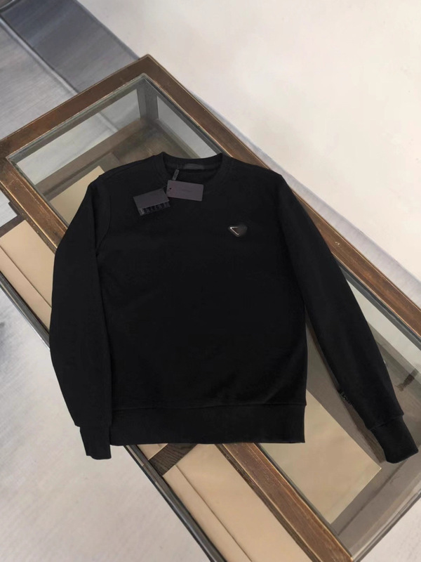 Cross-Border High-End Version of Pra Pujia Metal Triangle Logo Unisex Autumn and Winter Loose-Fitting Versatile Sweatshirt, Available for Dropshipping Cross-Border High-End Version of Pra Pujia Metal Triangle Logo Unisex Autumn and Winter Loose-Fitting Versatile Sweatshirt, Available for Dropshipping