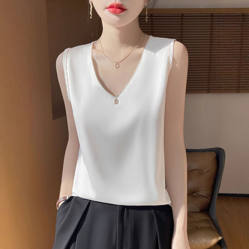 25 New Suit with V-neck White Sleeveless Vest Acetic Acid Satin Sling Sleeveless Inner Silk Top