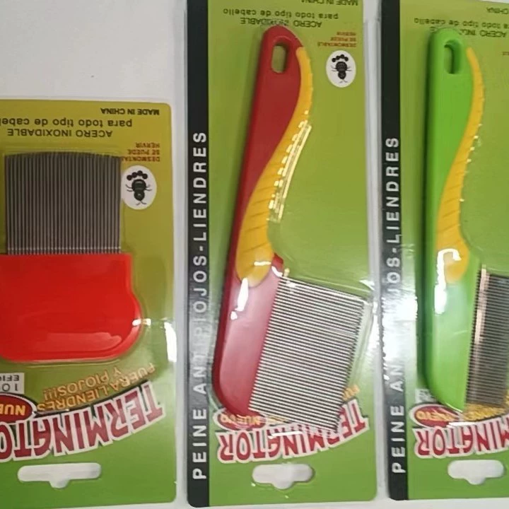 Производители продают костюм расчески для домашних животных