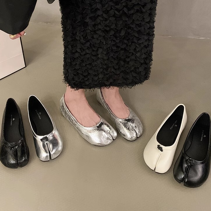 Sheepskin Soft-Soled Pig-Toe Split-Toe Ballet Shoes for Women, Shallow Flat Shoes That Are Comfortable, Fairy-Style Mary Jane Leather Shoes Sheepskin Soft-Soled Pig-Toe Split-Toe Ballet Shoes for Women, Shallow Flat Shoes That Are Comfortable, Fairy-Style Mary Jane Leather Shoes