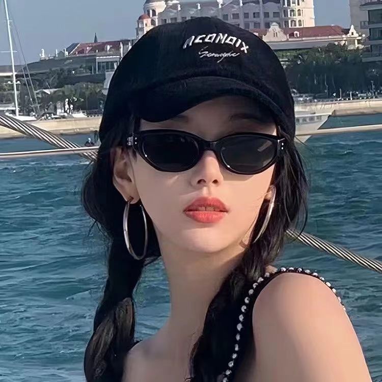 retro sunglasses