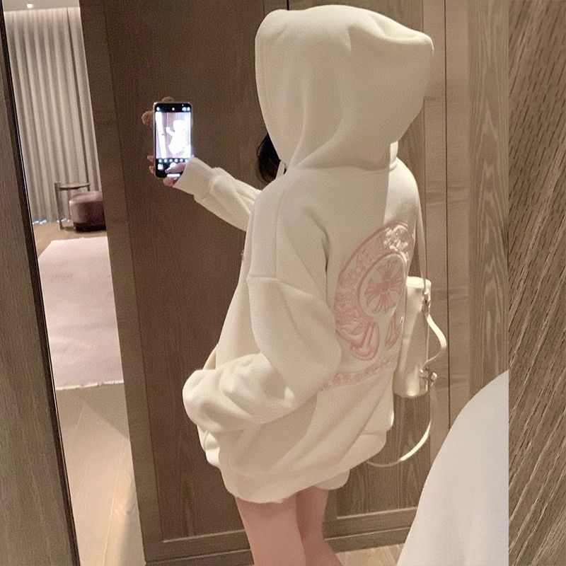 アメリカのレトロな刺繍のフード付きの女性のゆったりとした秋冬のベルベットのデザイン感があります。