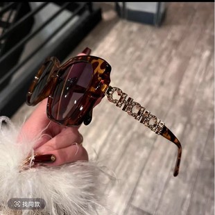 �¿�r��С���L̫��RŮƫ���U���R���p��Ŀ�R��������ֱ������