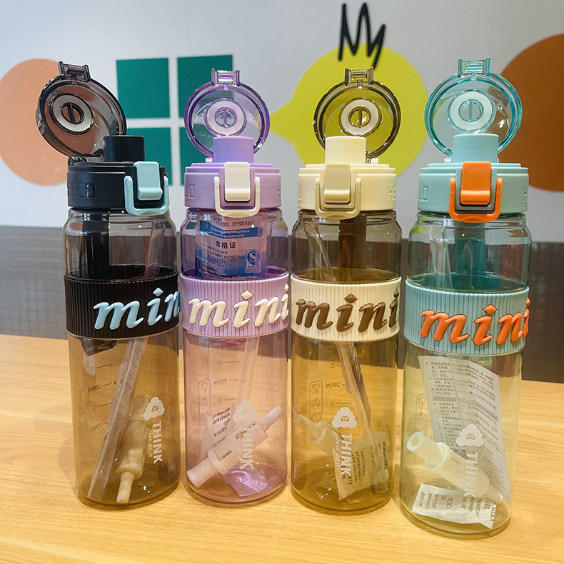 Yitong recto tazas de agua de verano tazas de agua de plástico para hombres y mujeres simple estudiantes portátiles tazas de plástico al por mayor