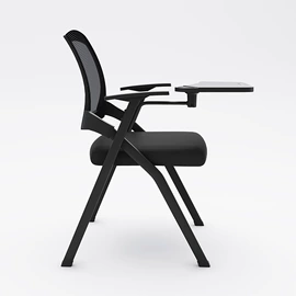 实木床;餐桌;餐椅