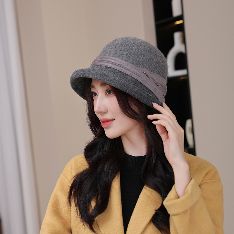 Demi-season fashionable knitted elegant travel keep warm hat
