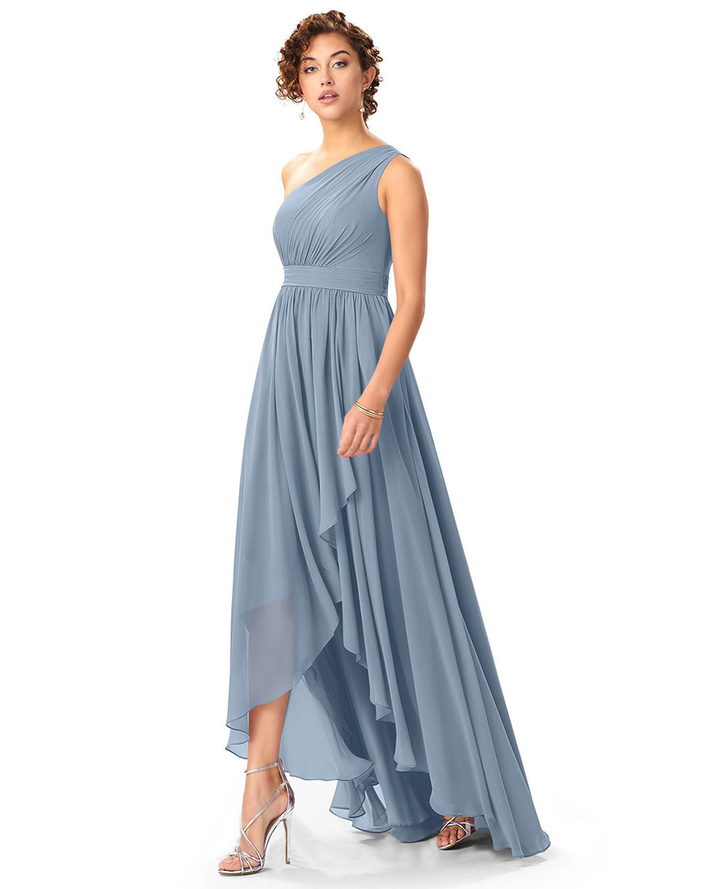 Vestido de noche para mujeres verano 2026 nuevo temperamento hombro pequeño cola celebridad fiesta de cumpleaños vestido diario