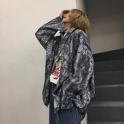 Spring and Autumn 2024 New Rugged Cool Ins Retro Dark Black Melancholy Snakeskin Pattern Long-Sleeve Shirt for Men and Women Couples Outerwear
