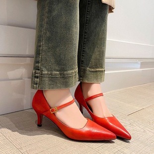 ���s�ٴ��ɫ��ЬŮ���Ĭ�����Ь���m�ٴ�СƤЬһ�֎��\�ڸ߸�Ь