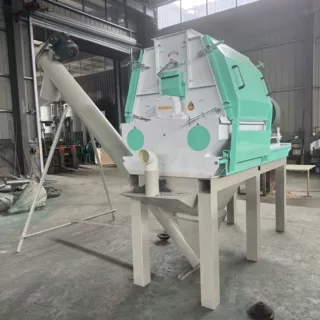 玉米芯稻壳粉碎机中小型饲料加工成套设备家禽动物饲料精细粉碎机