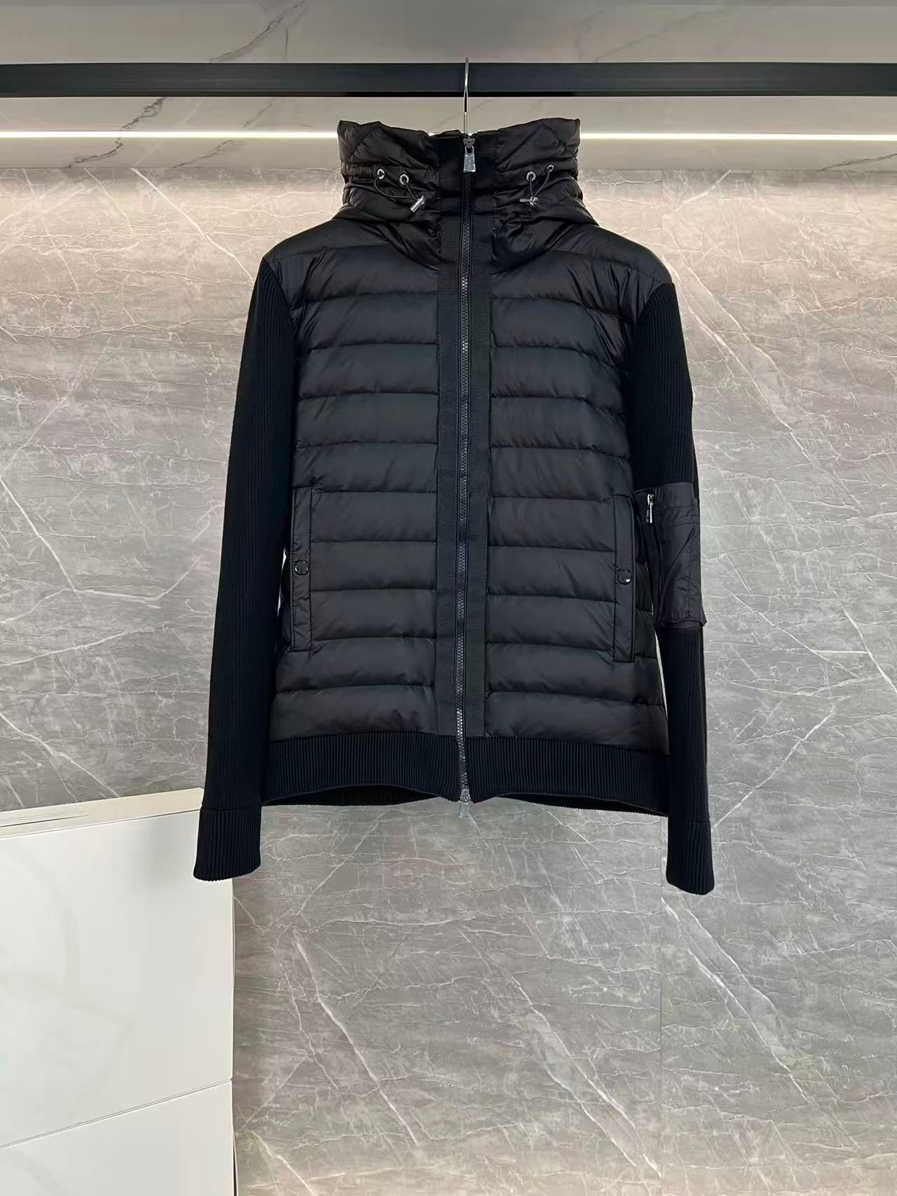 검은색