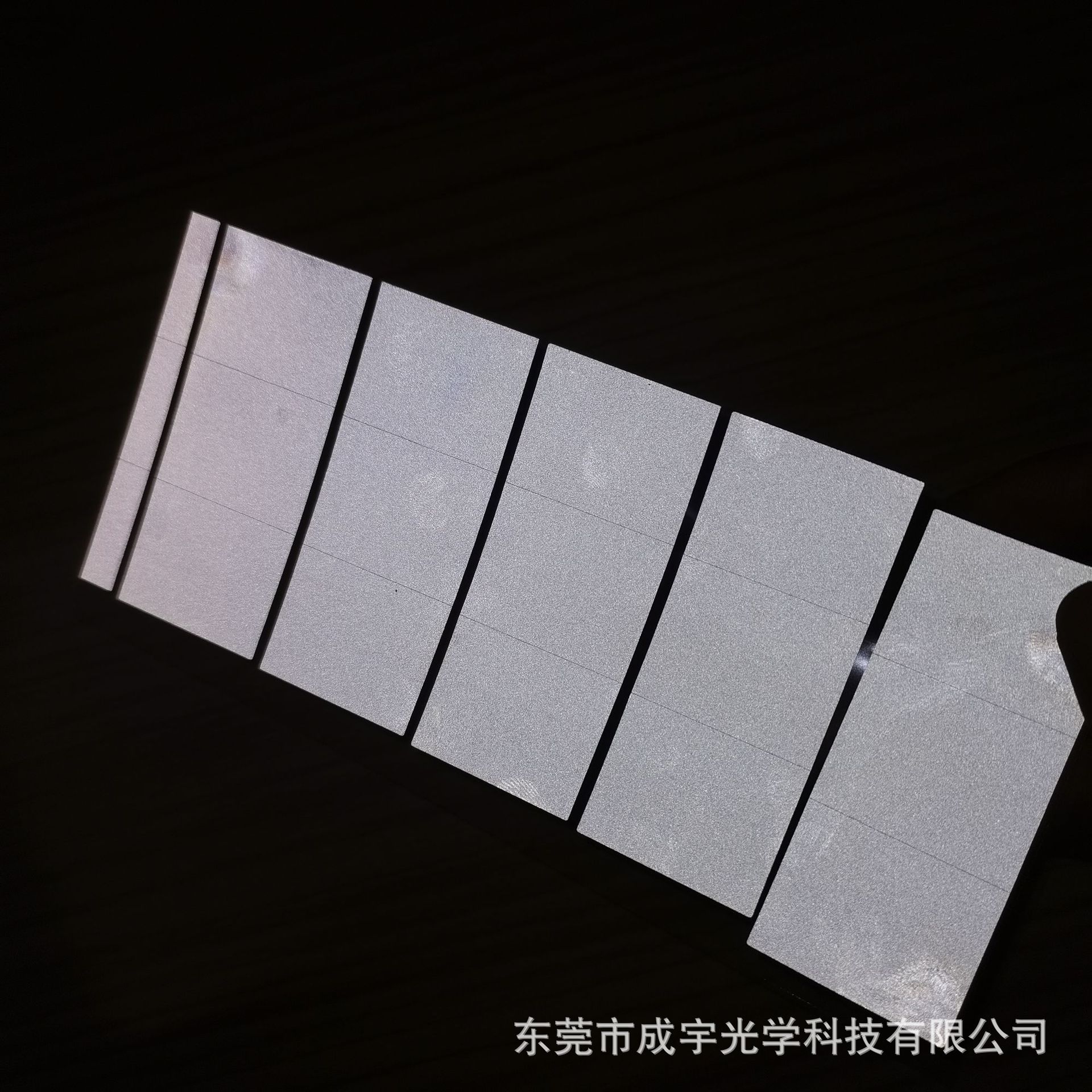 厂家供应高亮反光PET膜汽车贴纸高粘性不留胶 汽车高亮反光贴纸