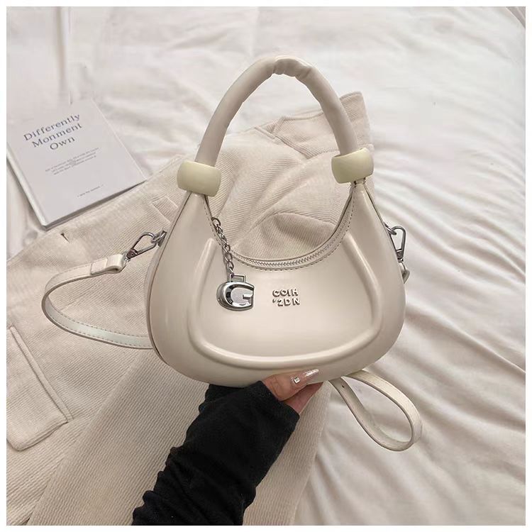 Women's Retro Saddle Crossbody Bag Designer Versatile Shoulder Bag_voghion.com
