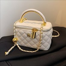 �羳С���L���С����Ů2025�¿�߼���朗l���r�аٴ�����С����