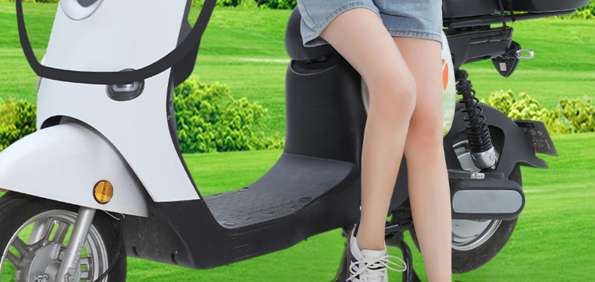 New Model Electric Scooter Rain Shelter, Electric Bike Sunshade, Rainproof Canopy for Electric Motorcycles, Wholesale