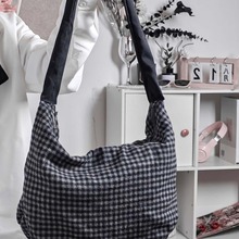 帆布包ins韩风大容量上课通勤包日系简约百搭文艺复古单肩斜跨包