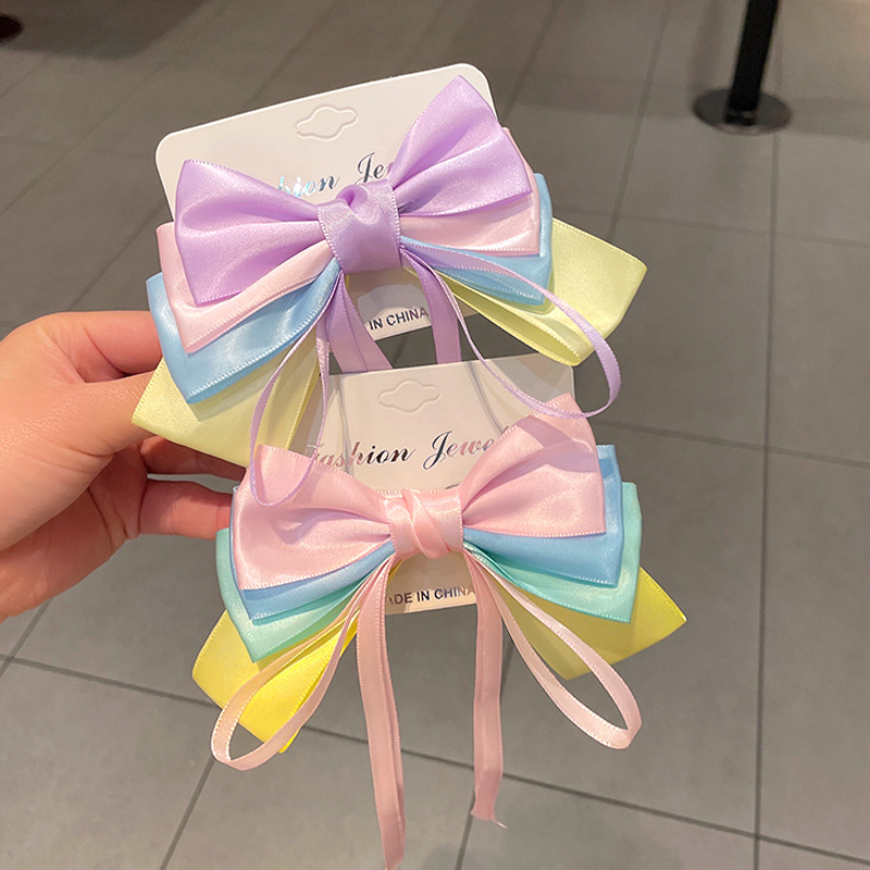 Children's hairgrip with bow