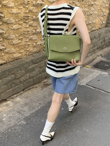 Fei Fei homemade bag for women summer new niche design retro large capacity texture commuter crossbody messenger bag