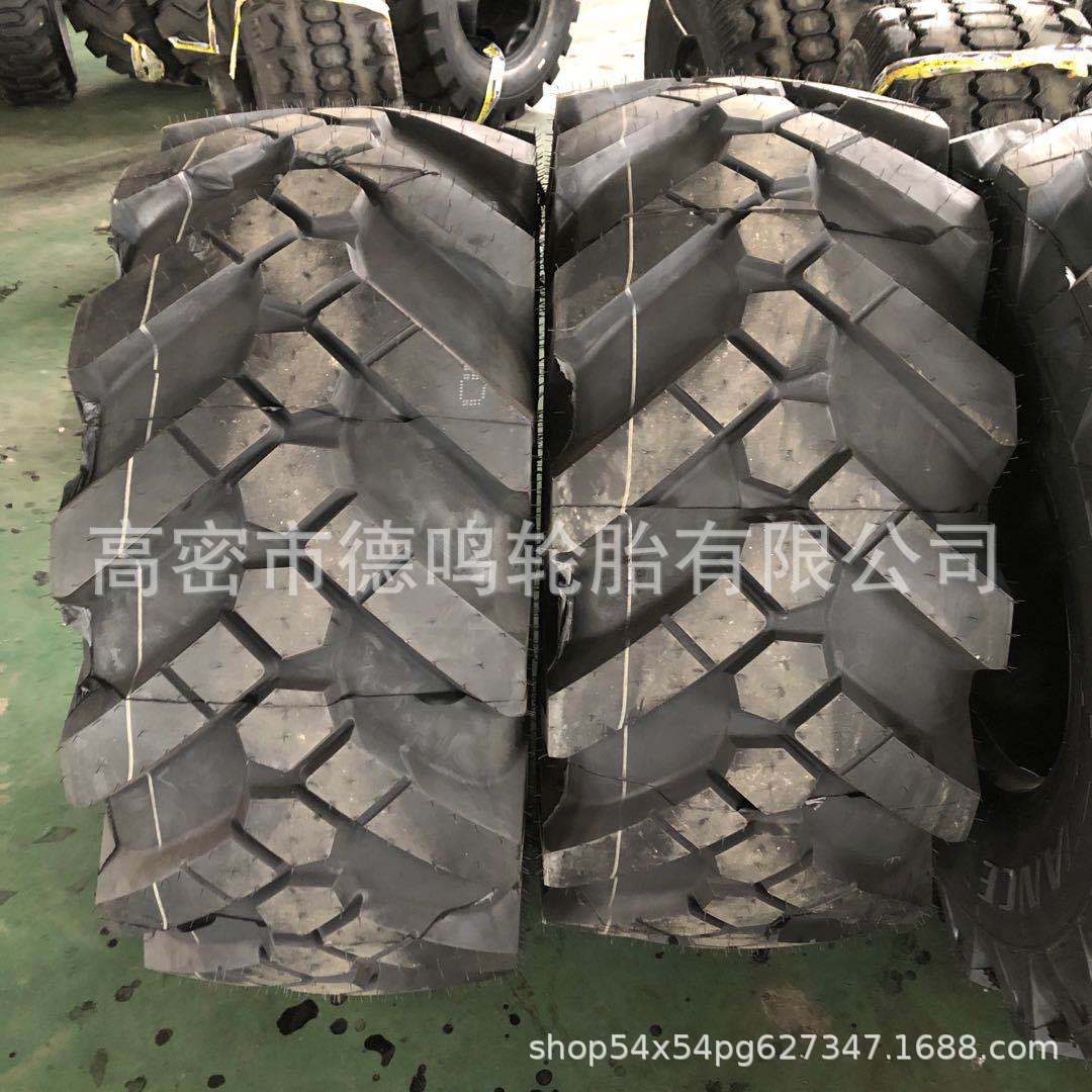 Suministro a largo plazo de fábrica 18R19.5 neumático de pulverizador radial de acero