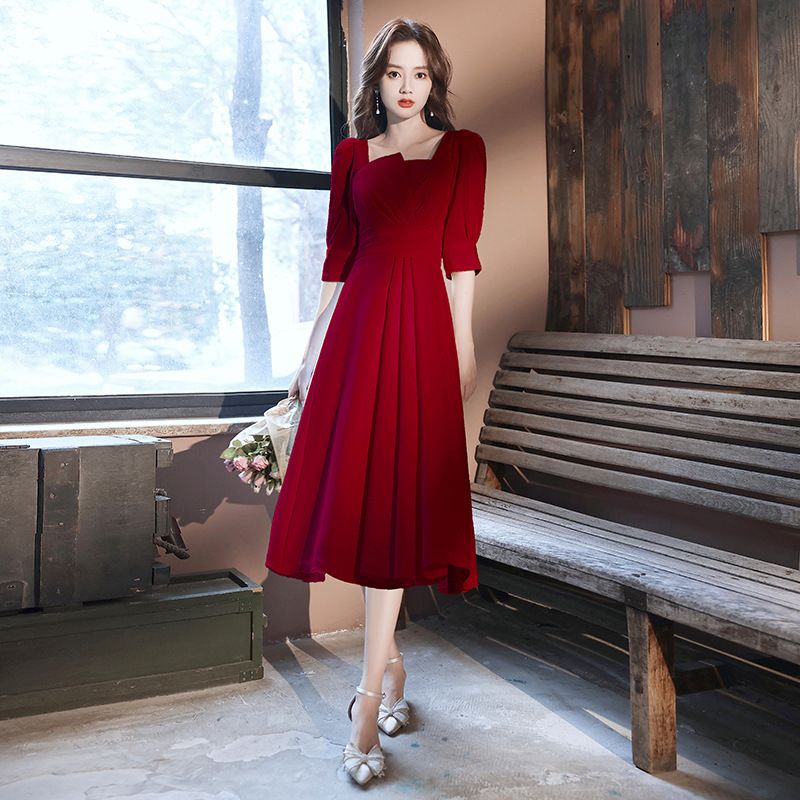 Vestido de novia para brindis 2026, nuevo vestido rojo de manga larga de verano, largo medio, para compromiso, regreso a casa, boda, o noche de gala.