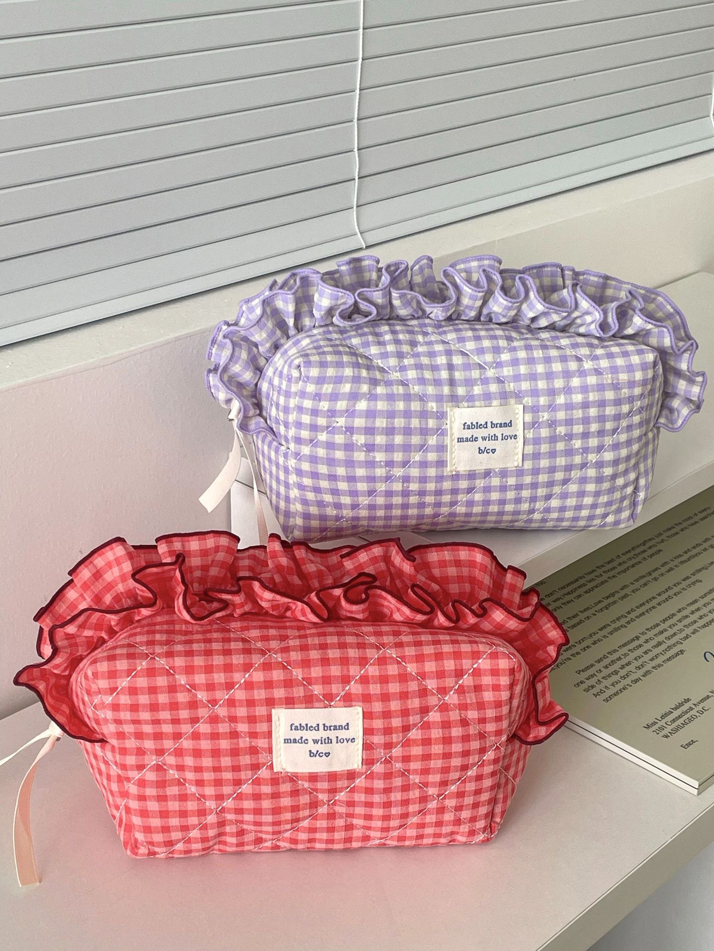 96g Weight Polyester Lining Material Zipper Closure Type / Strap Type Cosmetic Bag Bags Type Daily Occasion Cotton Material Bag, Lattice Pattern All Seasons Season Women's Gender Streetwear Style Square Shape Streetwear Bag Lattice Cotton Square Makeup Bags 4