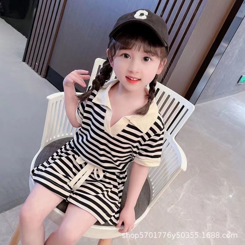 女童夏装套装2022新款儿童洋气黑白条纹衣服女宝宝时髦运动两件套