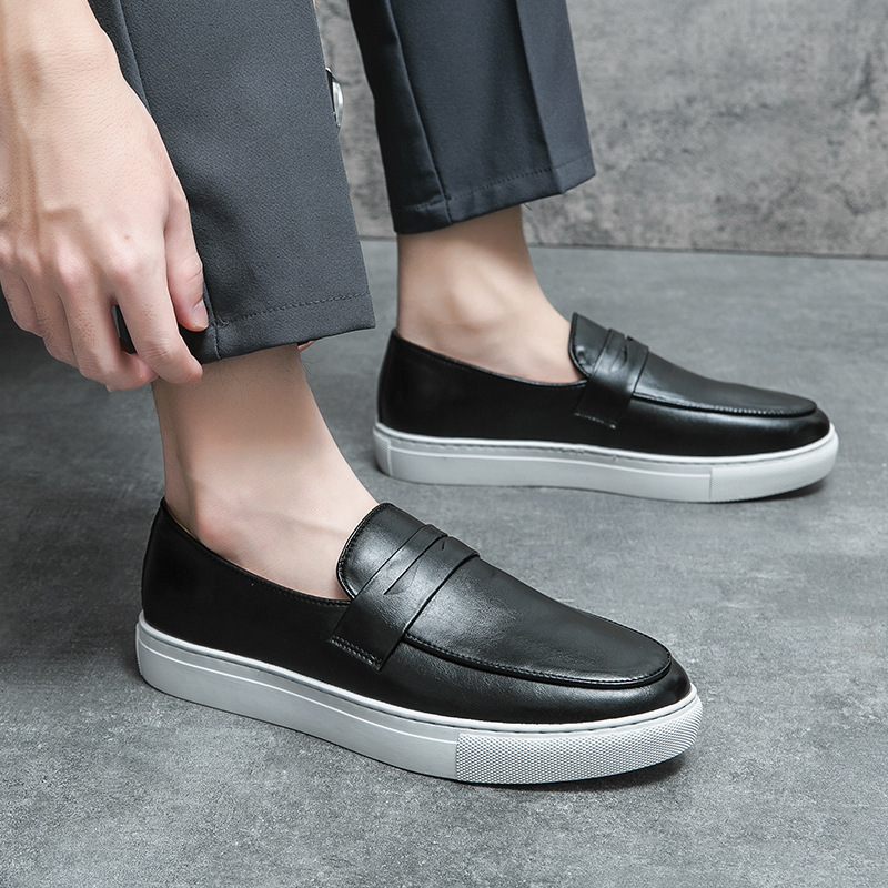 Cross-border 47 tamaño cuatro estaciones nuevos zapatos de cuero de altura baja para hombres sonrientes zapatos de moda casuales zapatos de hombre de un pie