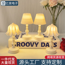 复古创意小夜灯LED电子小台灯卧室床头灯宿舍桌面装饰布置小摆件