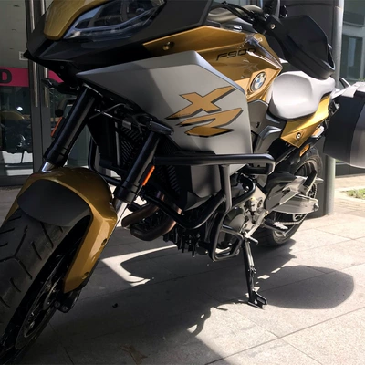 Suitable for BMW F900R Motorcycle bumper