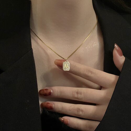 Copper Pendant Titanium Steel Necklace Women's M Letter 18K Gold Clavicle Chain New Product Niche Design Simple Accessories Necklace