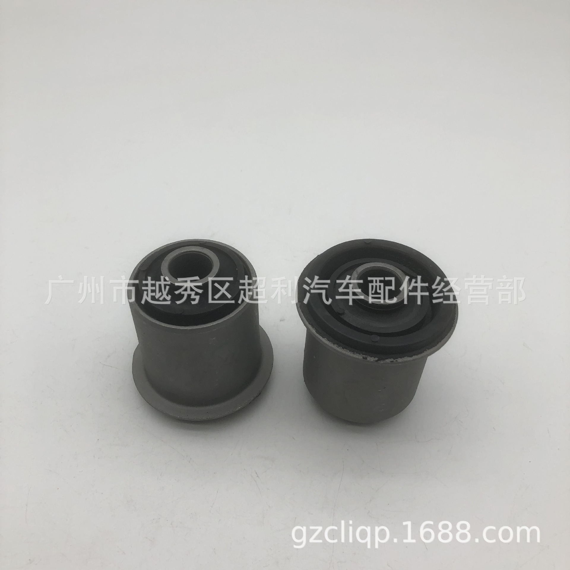Applicable to 48632-60020 48632-0K040 VIGO TRJ120 TRJ150 cruiser upper suspension sleeve