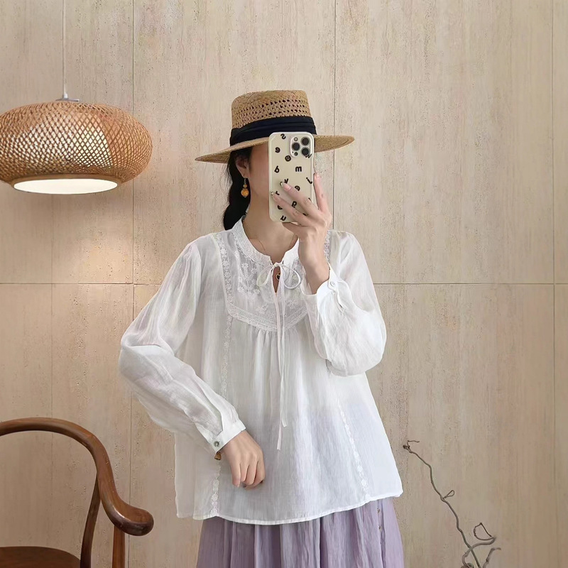 Retro Literary Lace Embroidered Top for Women 2025 Early Autumn New Style Casual Long-Sleeved Shirt with Tie Collar