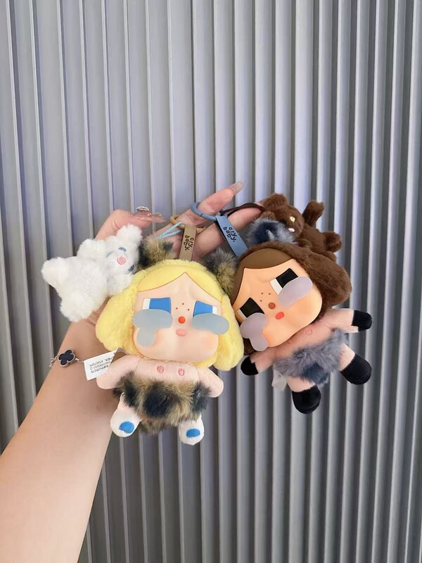 新款跨境哭娃crybaby盲盒眼泪工厂挂件豹豹猫搪胶脸毛绒公仔挂件|undefined