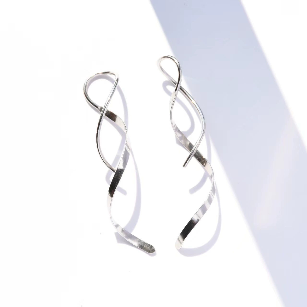 Wavy earrings, Amazon, European style