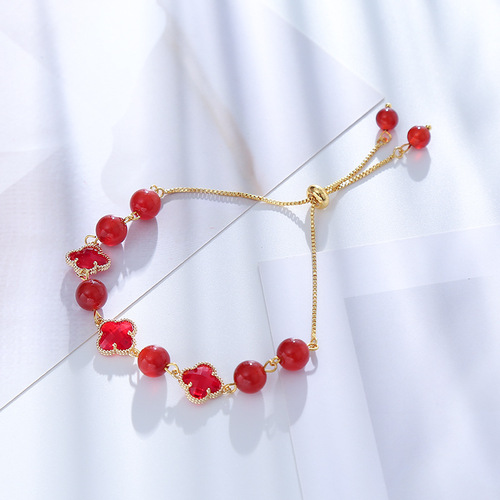 New style lucky four-leaf clover green agate versatile fashion bracelet jewelry temperament minority 